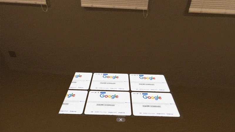 仮想空間に整列して表示された複数のGoogle検索ページ