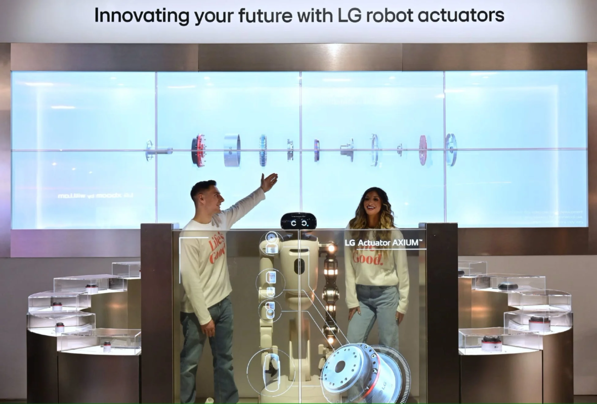 LGのロボットアクチュエーターの展示