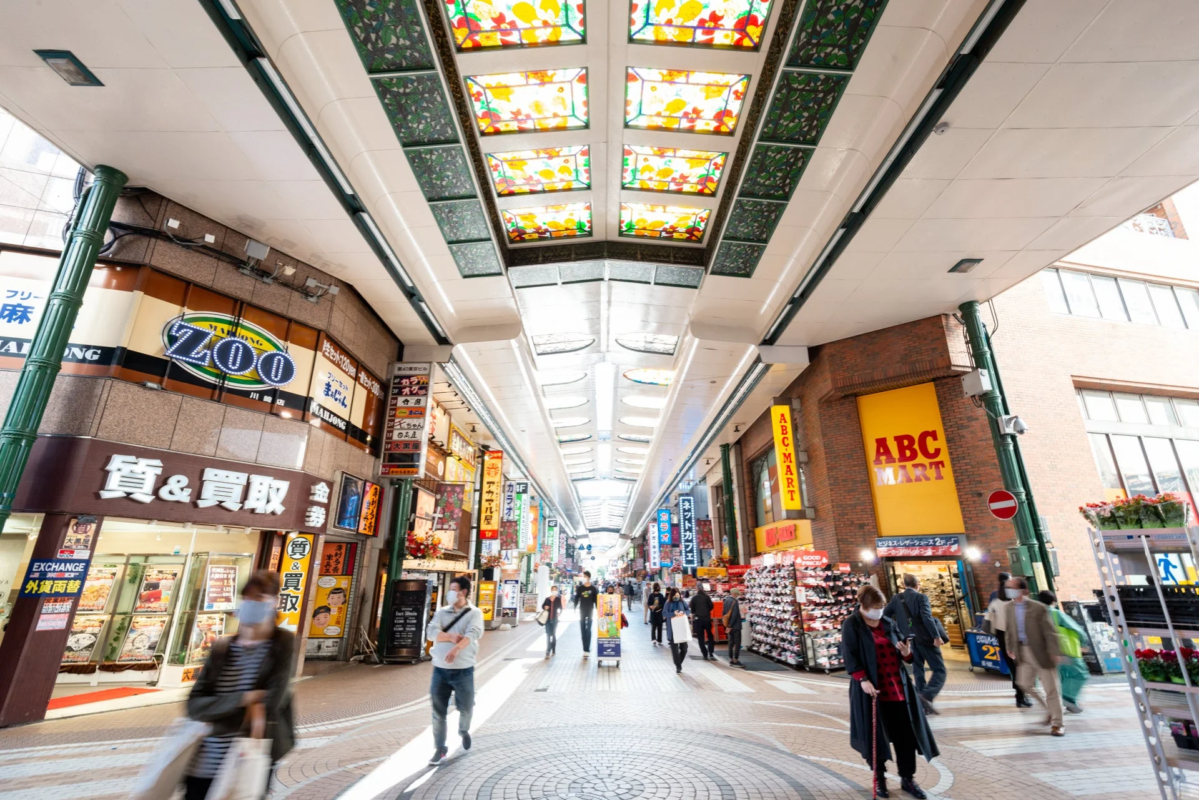 フリー 麻雀 ZOO MAHJONG 川崎店 質 & 買取 EXCHANGE 外貨両替 第40東京ビル 4F カツヤ 3F 寺子屋 2F 雀ちゃん 1F おおえ B1 大黒屋 ABC MART GOOD PRICE ネットカフェ カラオケ ビジネスシューズ 2階