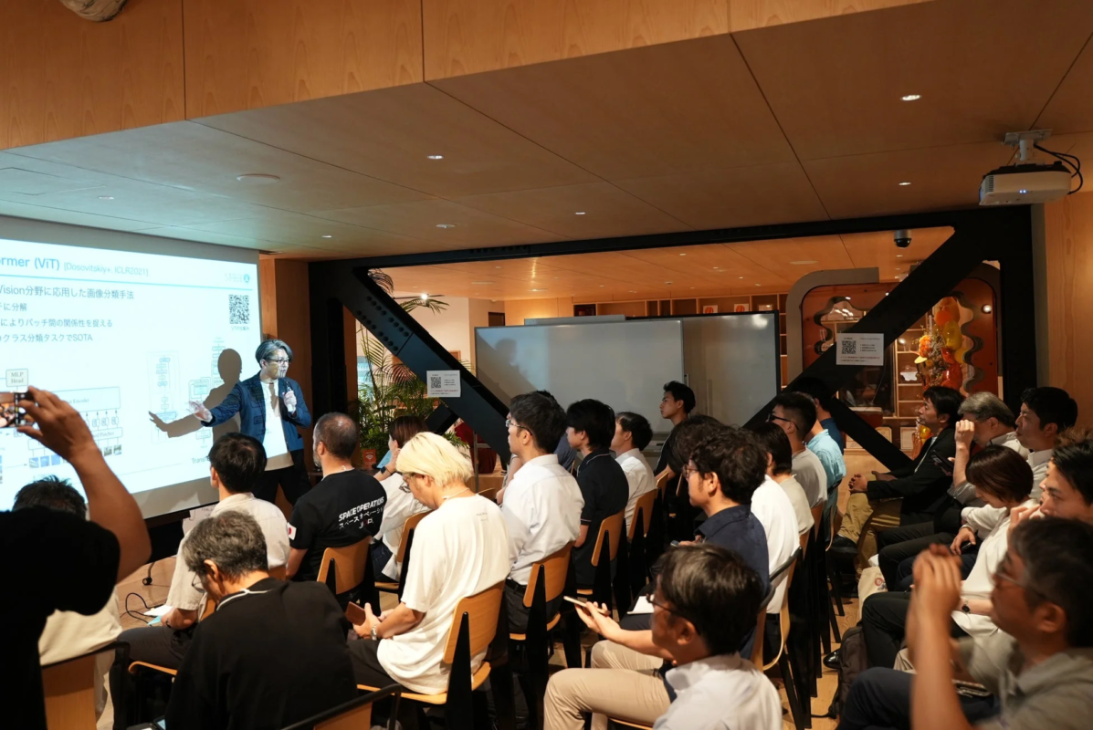 過去のイベント風景：プレゼンテーションの様子