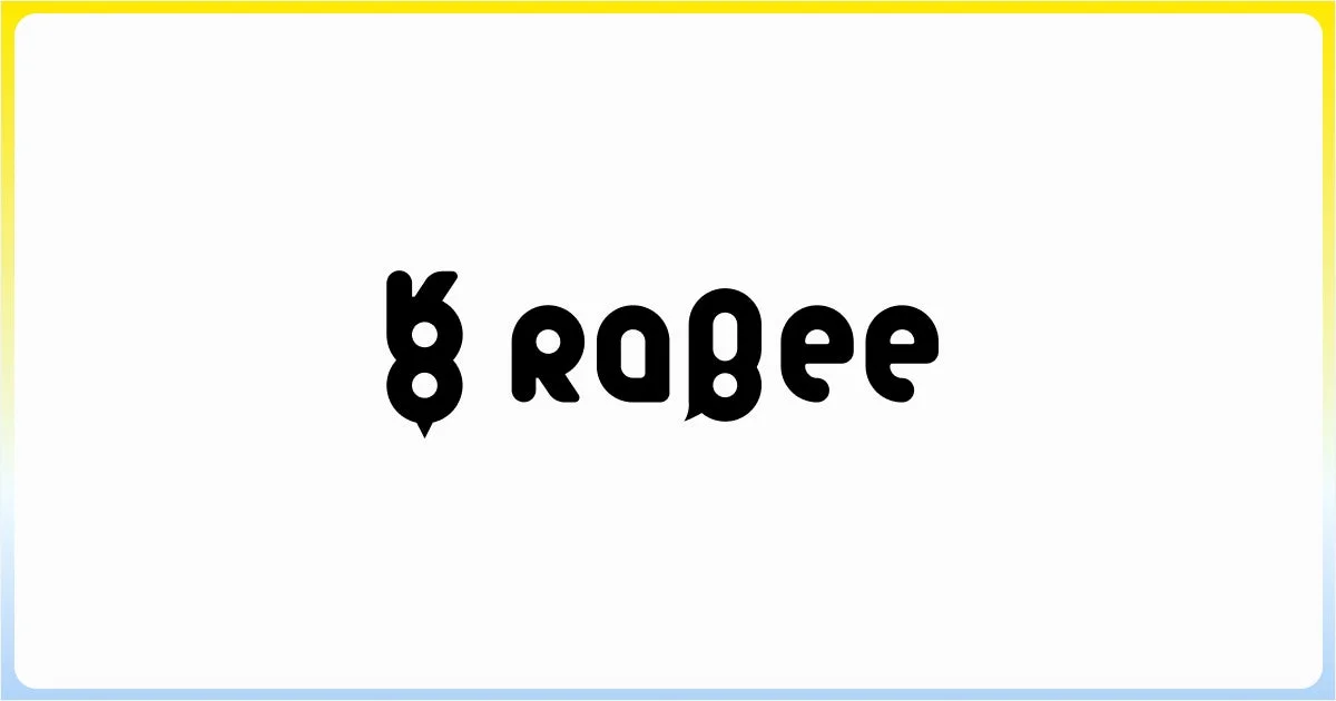 白地に黒い文字で「robee」と書かれたロゴマークです。