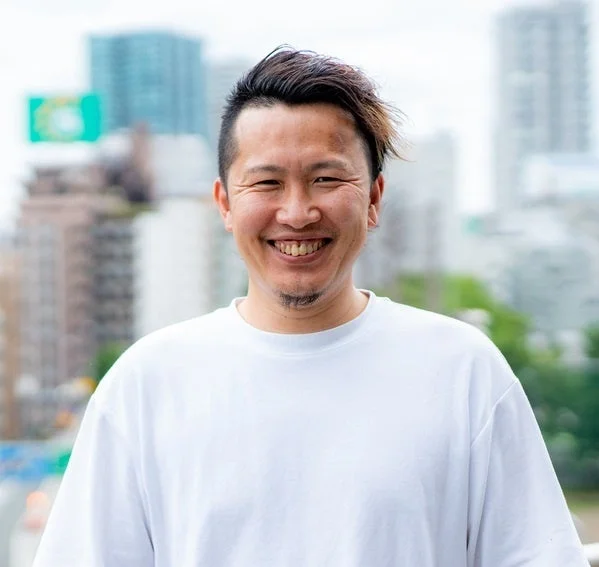 笑顔の男性ポートレート