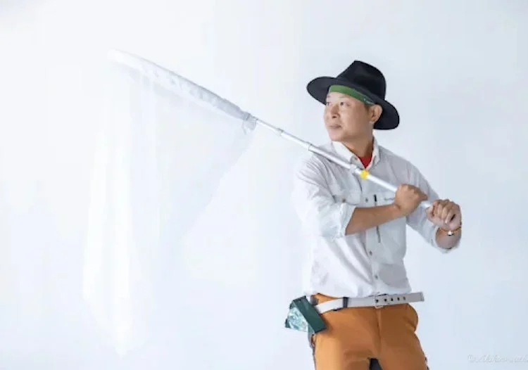 帽子をかぶった男性